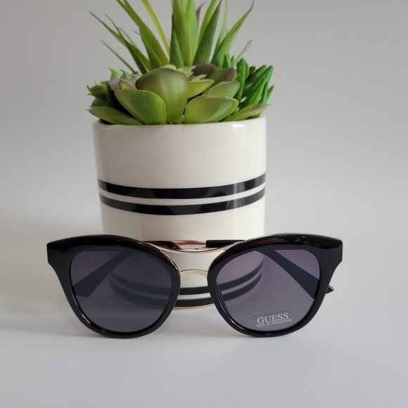 Guess Smoke Mirror Cat Eye Womens Sunglasses UV Protection NEW Glasses